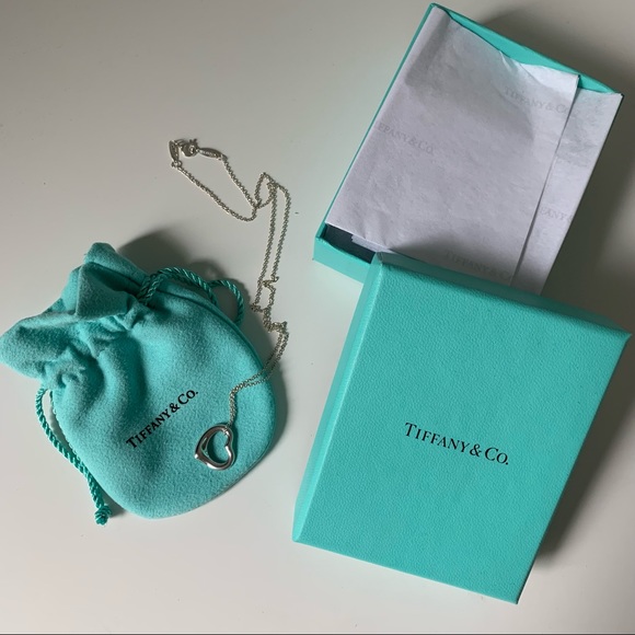 Tiffany x Elsa Peretti Open Heart 925 Necklace - Picture 6 of 8